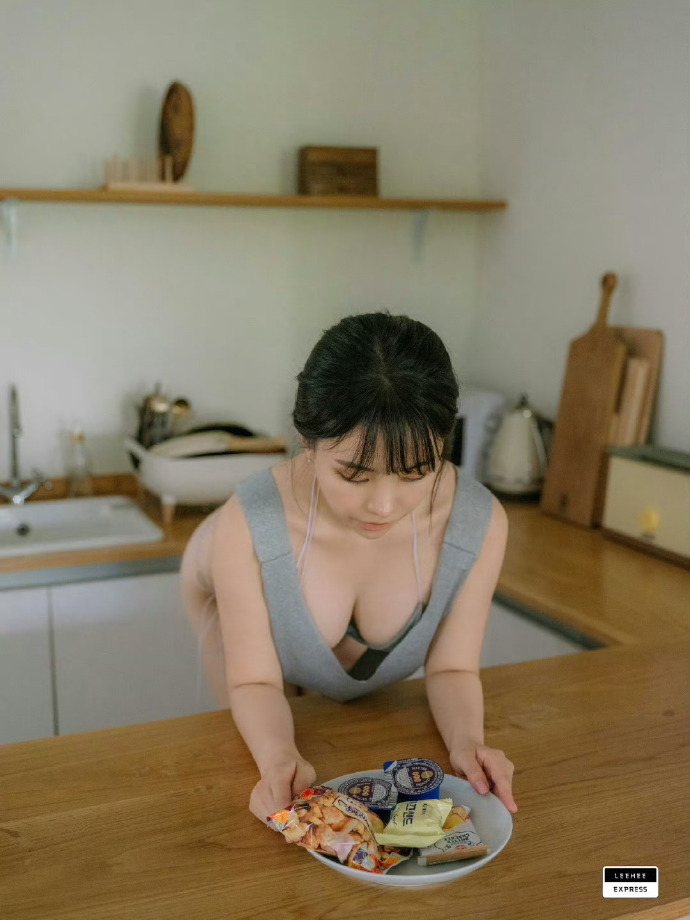 许婉仪 头像