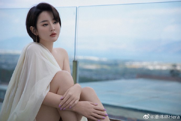 邮报：前曼联青训图安泽贝目前自由身，获埃弗顿、小蜜蜂等队关注